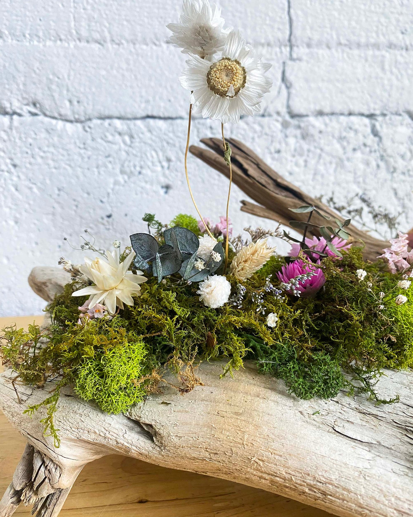 Driftwood Dried Floral Arrangement Workshop