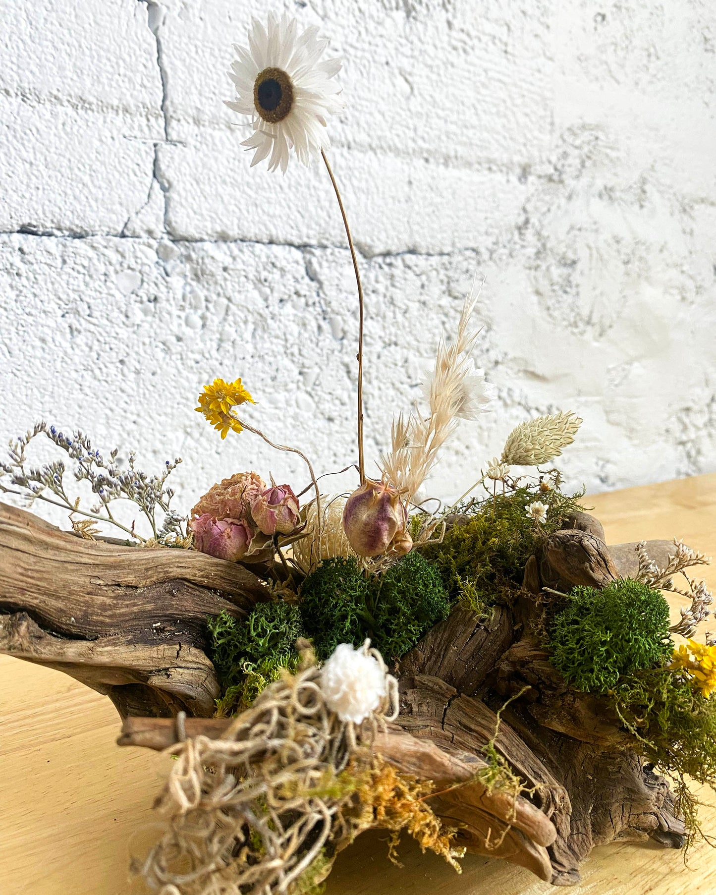 Driftwood Dried Floral Arrangement Workshop
