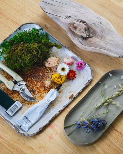 Driftwood Dried Floral Arrangement Workshop