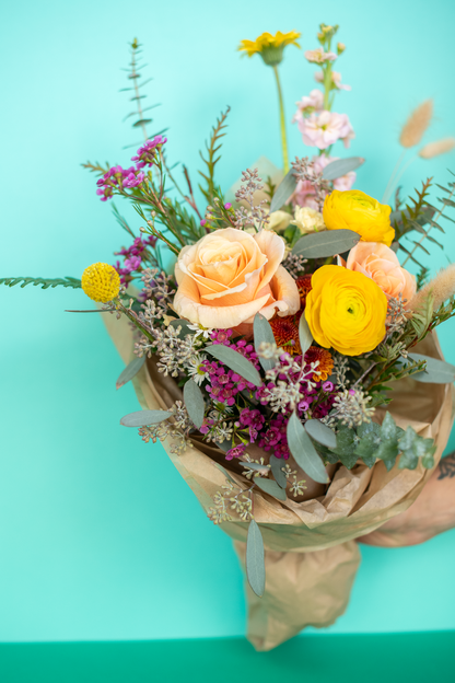 Everyday Fresh Floral Bouquet : Large