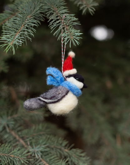 Holiday Bird Ornament : Intro to Needle Felting